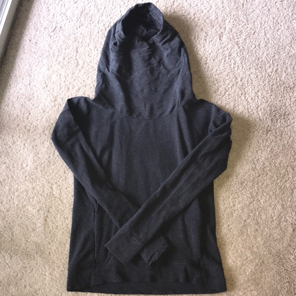 Lululemon turtleneck/cowl sweatshirt - 8